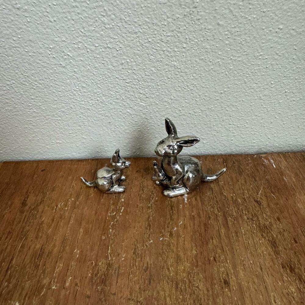 Pewter Kangaroo with Baby Joeys Miniature Figurine 1.75" Vintage‎ Marked